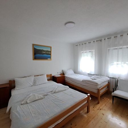 Rooms Lida & Friendly Home Plav Esterno foto