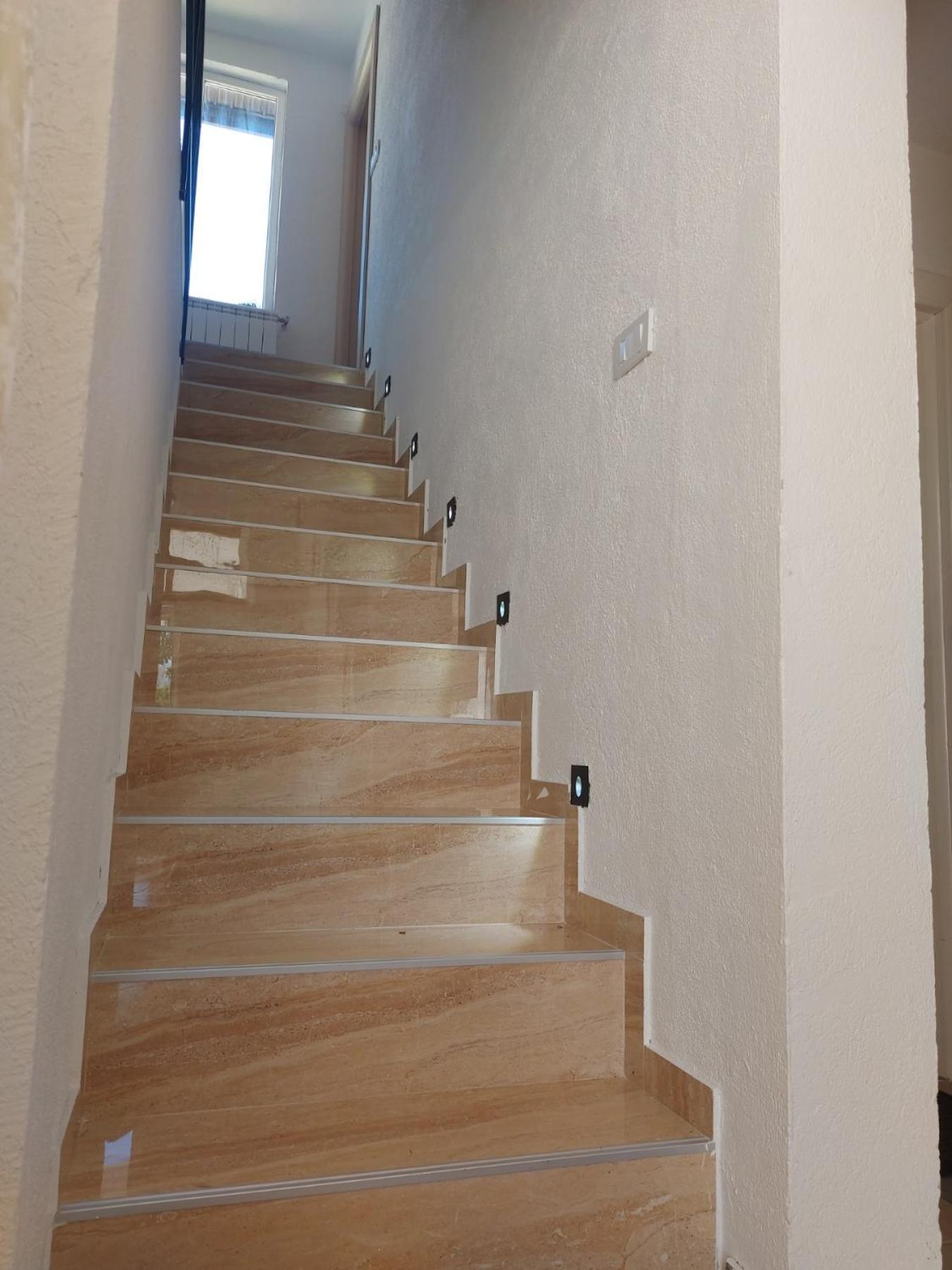 Rooms Lida & Friendly Home Plav Esterno foto