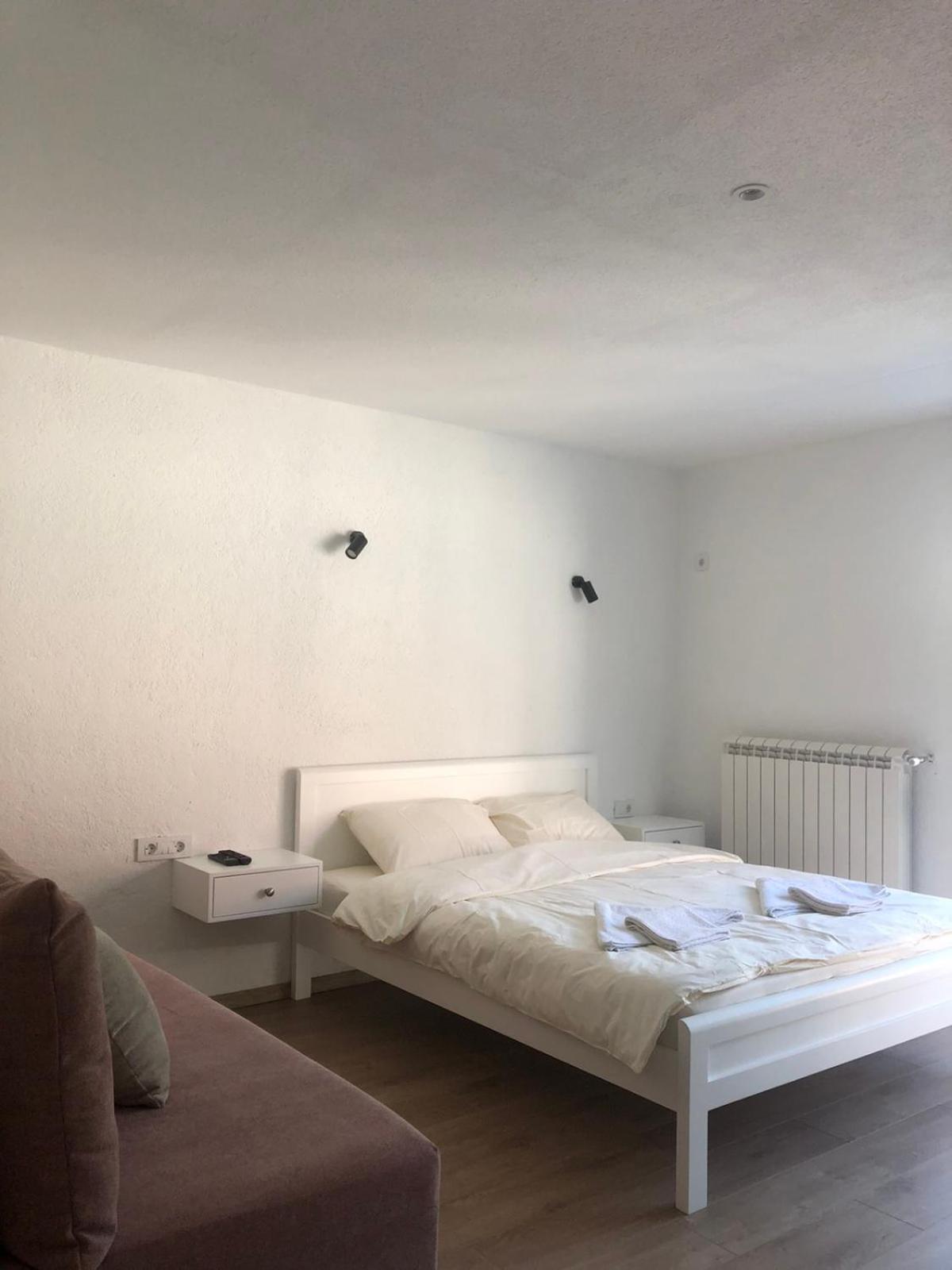 Rooms Lida & Friendly Home Plav Esterno foto