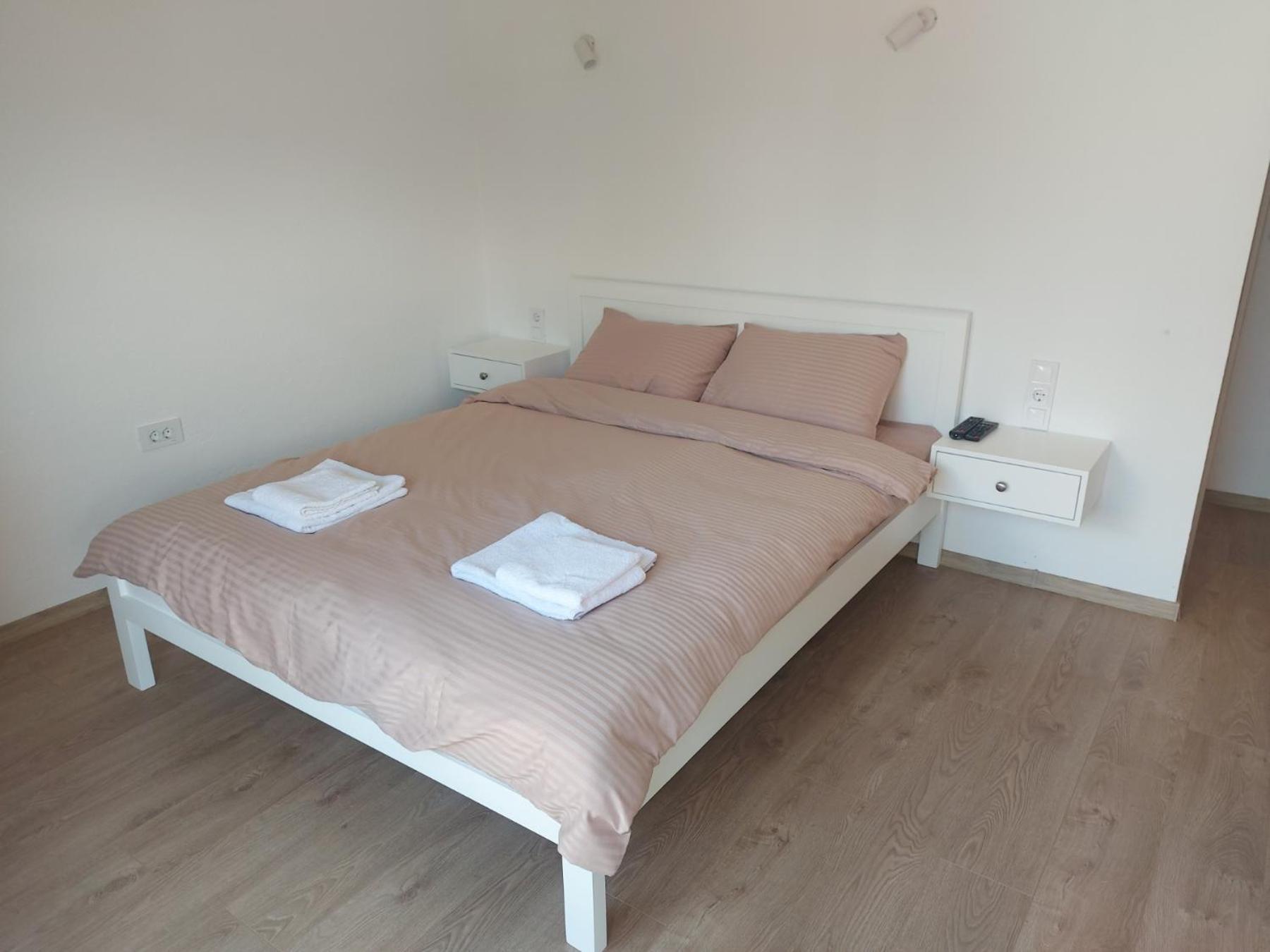 Rooms Lida & Friendly Home Plav Esterno foto