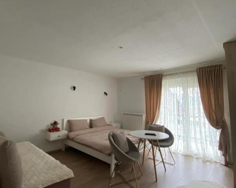 Rooms Lida & Friendly Home Plav Esterno foto